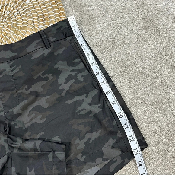 Spanx Sunshine Shorts Pull On 4" UPF 50+ Quick Dry in Camouflage Size M - Picture 14 of 14